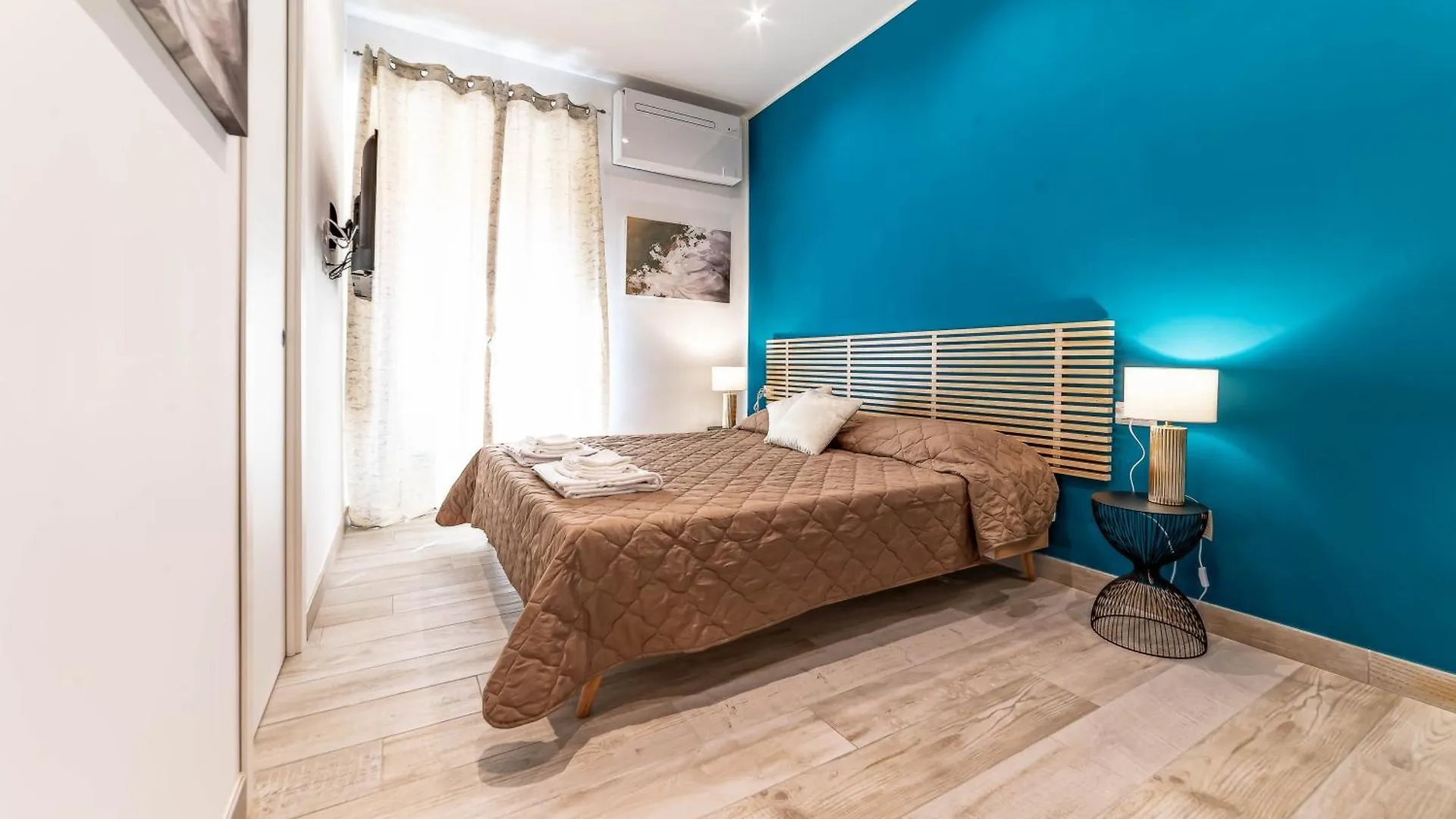 Michelangelo Luxury Rooms - Colosseo - Wifi Rome Italy