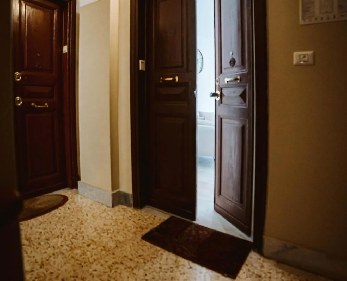 Michelangelo Luxury Rooms - Colosseo - Wifi Rome