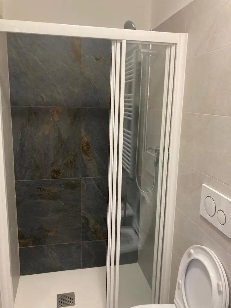 Michelangelo Luxury Rooms - Colosseo - Wifi Rome Bed & Breakfast